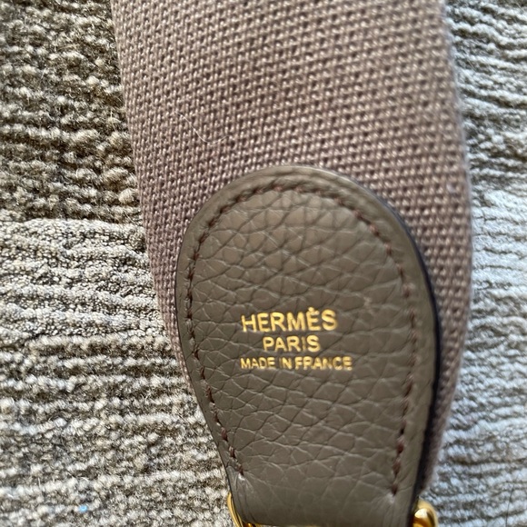 Hermes Evelyne pocket III 29 Bag - Picture 4 of 10